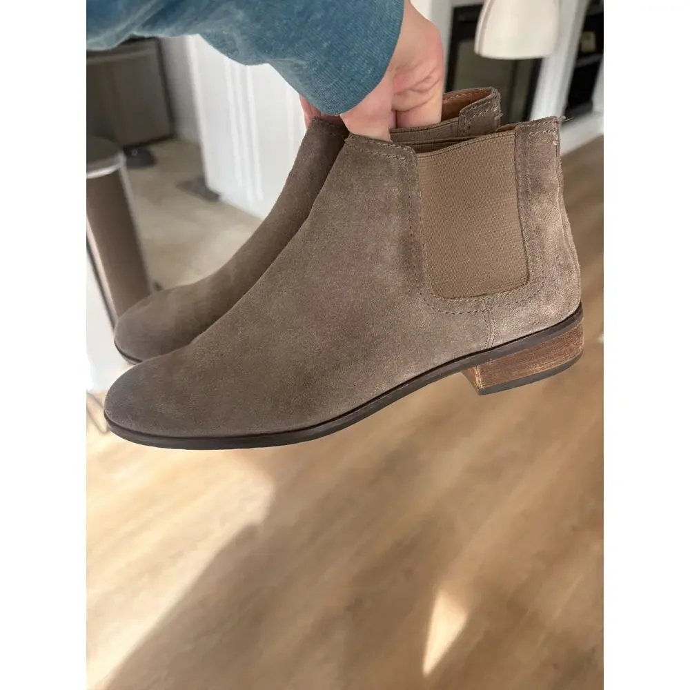 Frye Suede Ankle Pull on Chelsea Boots Women Size 7M